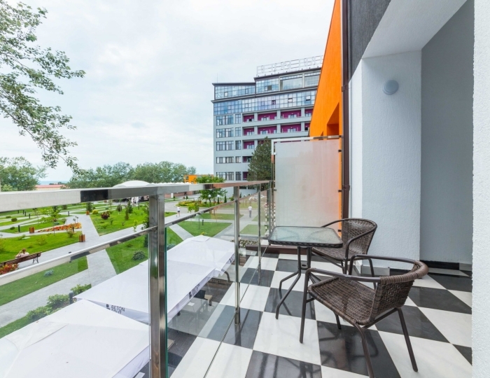 Triple SV - Отель Beton Brut / Бетон Брют